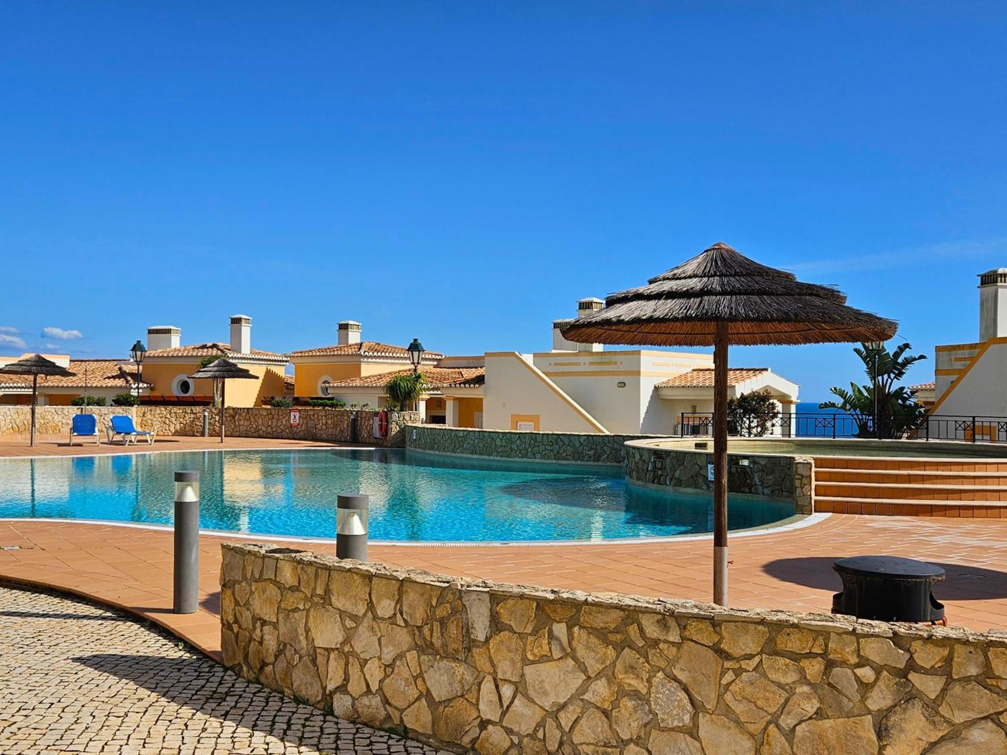 The View - Santo Antonio Villas, Golf & Spa ซาเลมา ภายนอก รูปภาพ